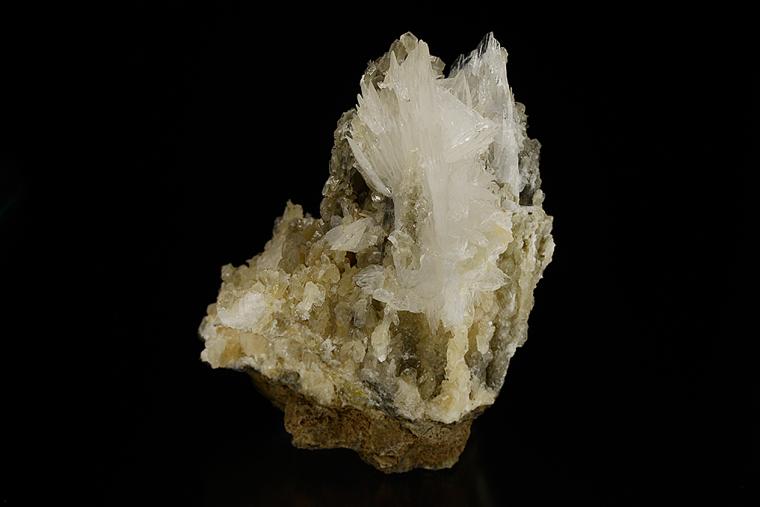 COLEMANITE on CALCITE